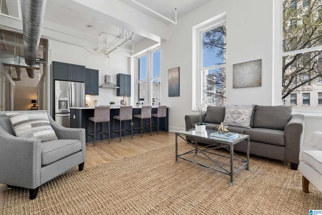 300 20th St N Apt 202, Birmingham, AL 35203