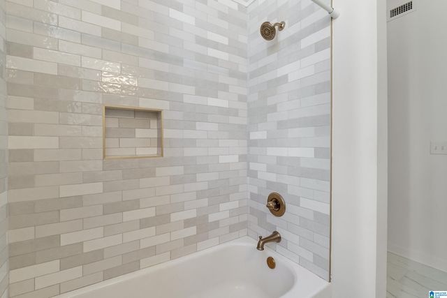 300 20th St N Apt 202, Birmingham, AL 35203