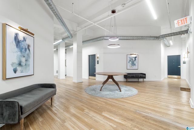 300 20th St N Apt 202, Birmingham, AL 35203