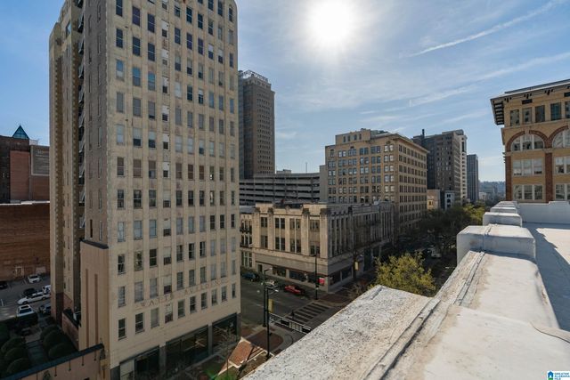 300 20th St N Apt 202, Birmingham, AL 35203