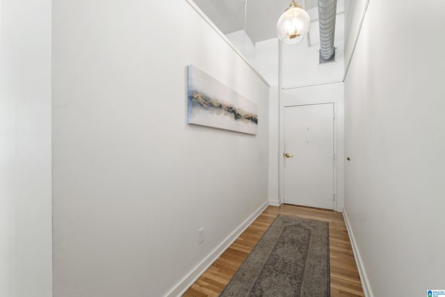 300 20th St N Apt 202, Birmingham, AL 35203