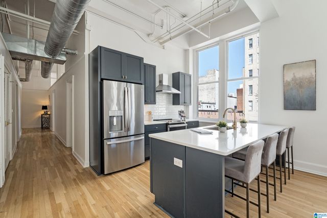 300 20th St N Apt 202, Birmingham, AL 35203