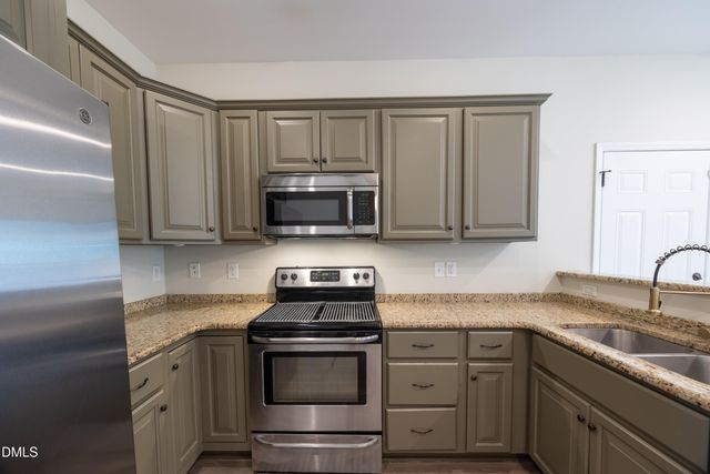 106 Kenison Way, Pikeville, NC 27863