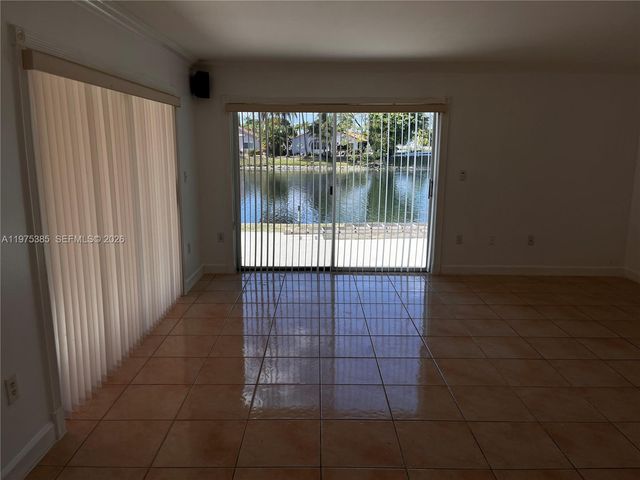 9414 SW 164th Ct 0, Miami, FL 33196