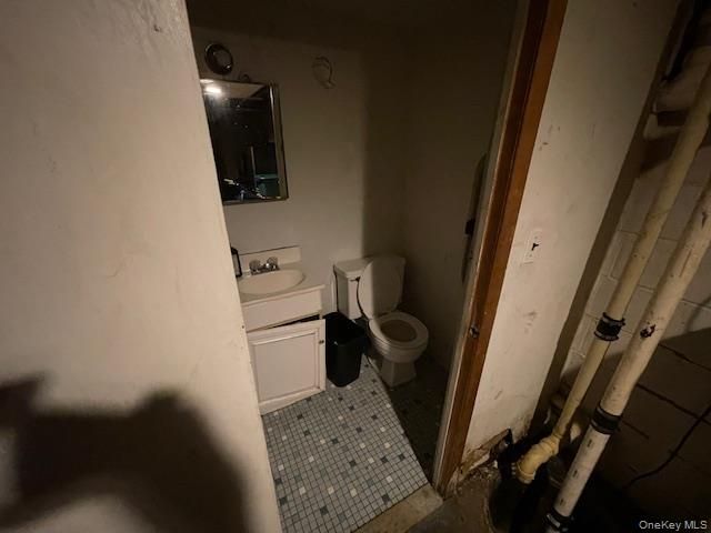 607 Osborn Avenue, Riverhead, NY 11901