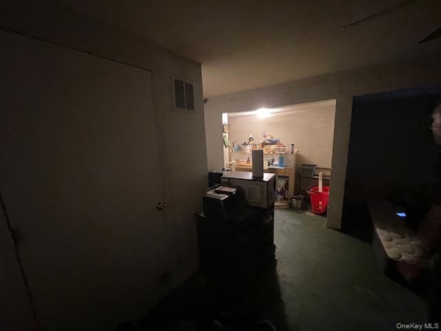 607 Osborn Avenue, Riverhead, NY 11901