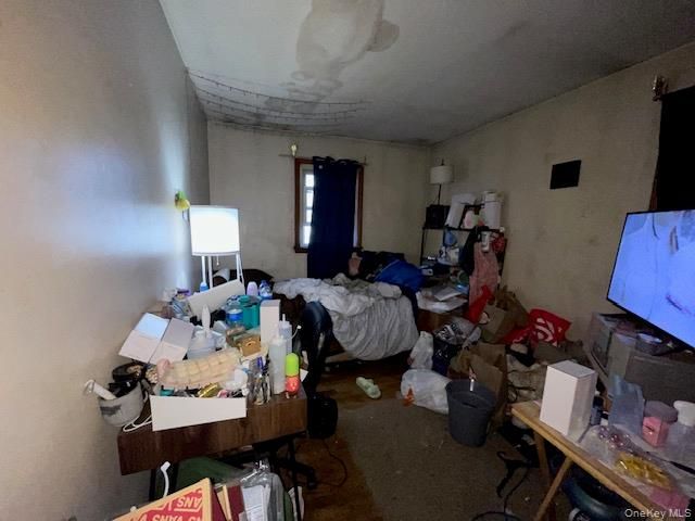 607 Osborn Avenue, Riverhead, NY 11901