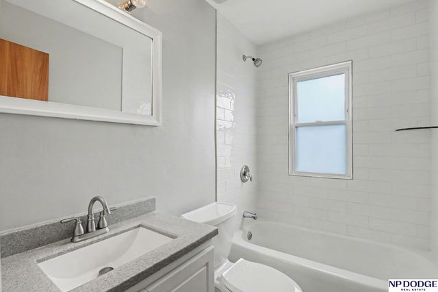 4409 S 42 Avenue, Omaha, NE 68107