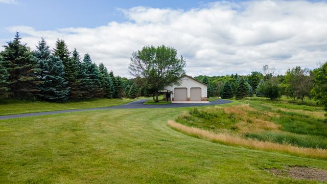 23964 Itasca Avenue, Forest Lake, MN 55025
