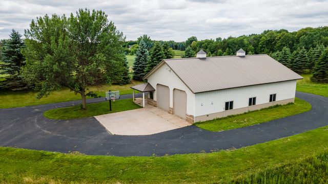 23964 Itasca Avenue, Forest Lake, MN 55025