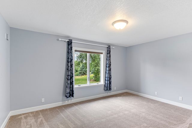 23964 Itasca Avenue, Forest Lake, MN 55025