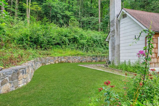 934 Peekskill Hollow Road, Carmel, NY 10579