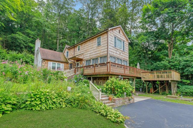 934 Peekskill Hollow Road, Carmel, NY 10579