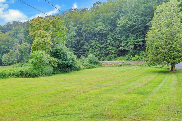 934 Peekskill Hollow Road, Carmel, NY 10579