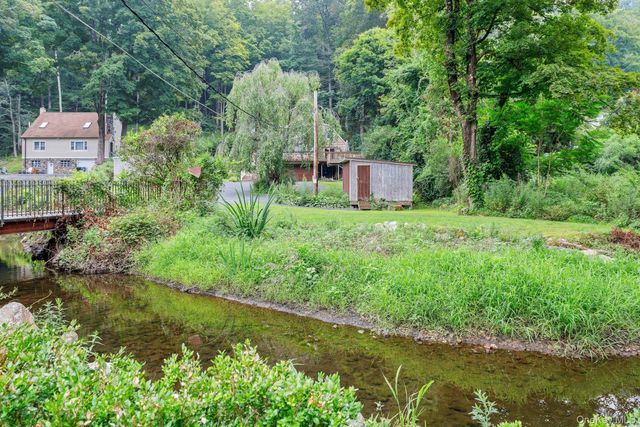 934 Peekskill Hollow Road, Carmel, NY 10579