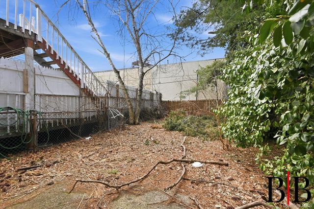 1132 E 72nd Street, Brooklyn, NY 11234