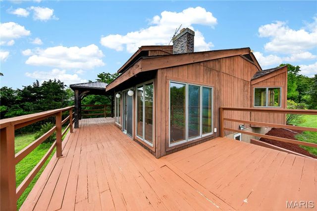 1451 Highway F, Defiance, MO 63341
