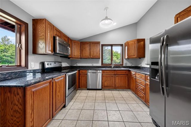 1451 Highway F, Defiance, MO 63341