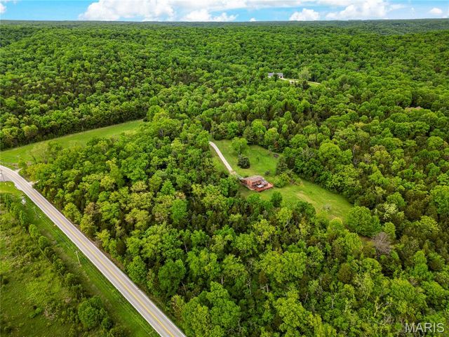 1451 Highway F, Defiance, MO 63341