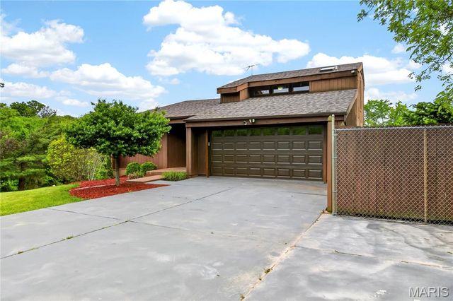 1451 Highway F, Defiance, MO 63341