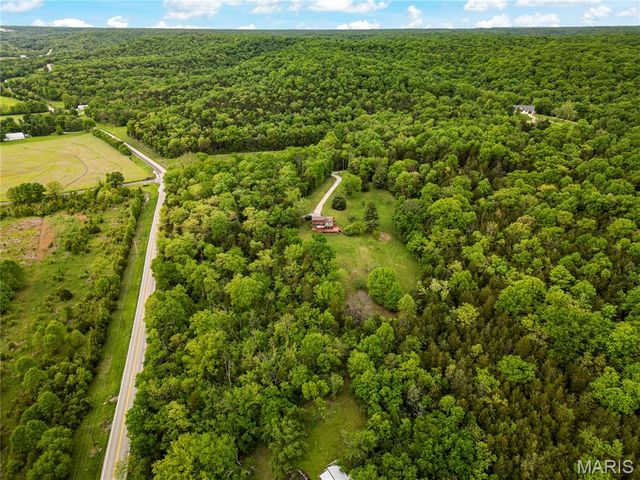 1451 Highway F, Defiance, MO 63341