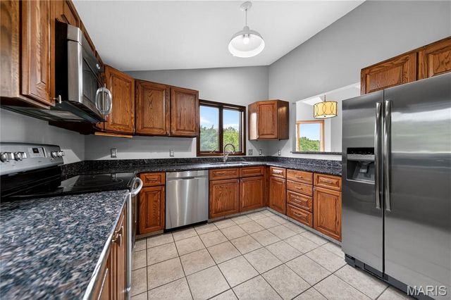 1451 Highway F, Defiance, MO 63341