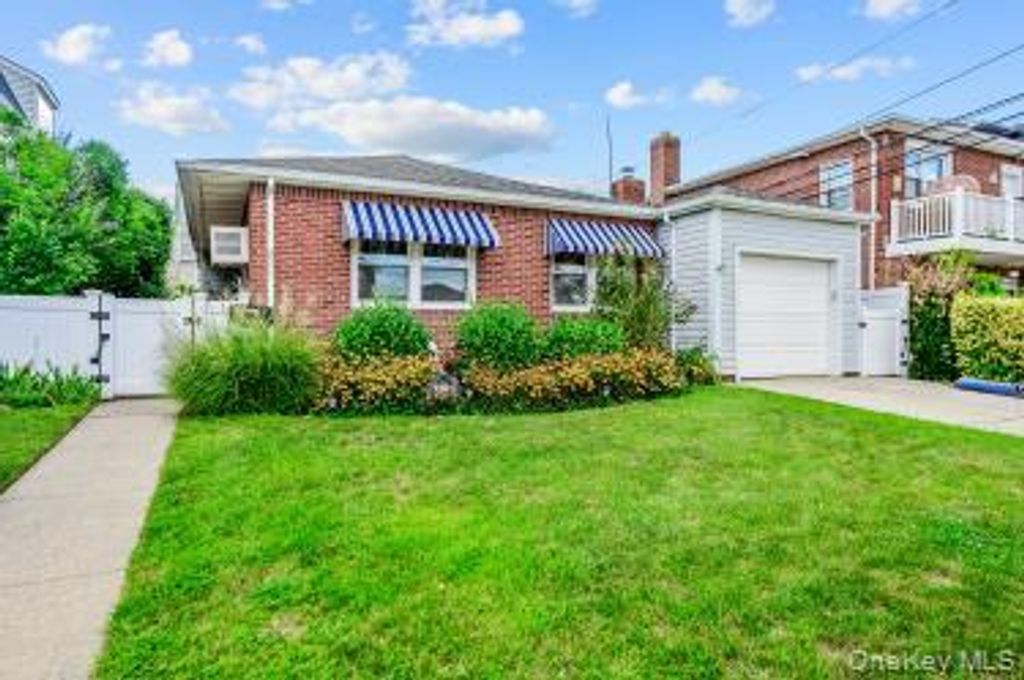 257 Neptune Boulevard, Long Beach, NY 11561 — exterior