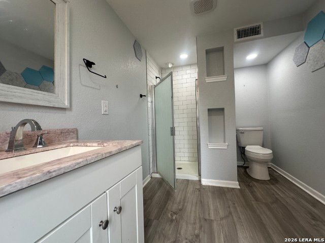 2930 W Ashby, San Antonio, TX 78228
