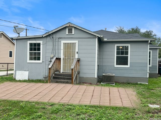 2930 W Ashby, San Antonio, TX 78228