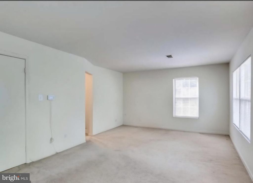 12183 OLD SALEM CT, Woodbridge, VA 22192