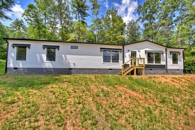 5668 Mobile Road, Blue Ridge, GA 30513