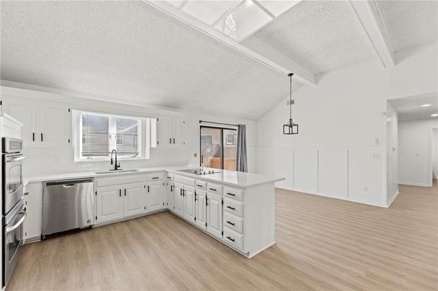 12521 W 85th Terrace, Lenexa, KS 66215