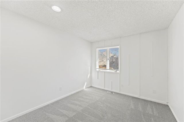 12521 W 85th Terrace, Lenexa, KS 66215