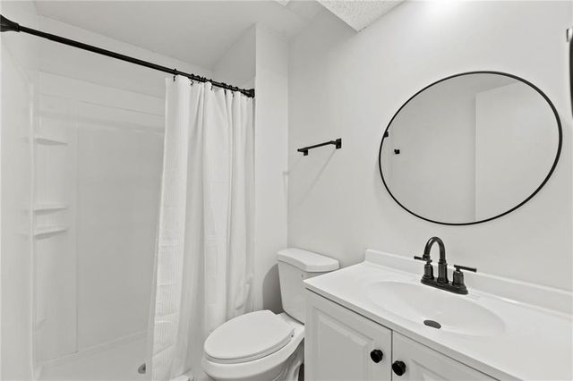 12521 W 85th Terrace, Lenexa, KS 66215