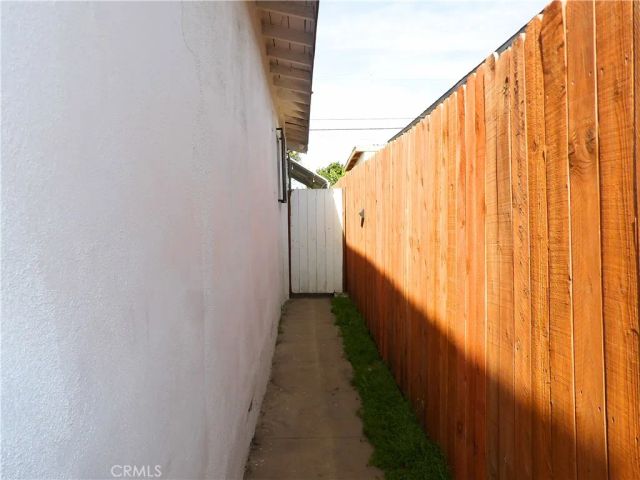 1537 W 60th, Los Angeles, CA 90047