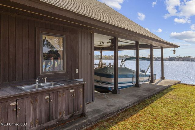 108 Cove Lane, Madison, MS 39110