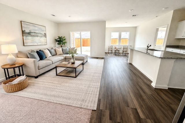 1873 LOCKHART Drive, Forney, TX 75126