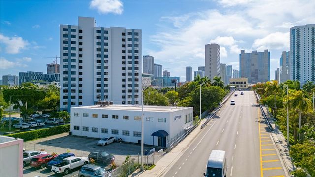 529 W Flagler Street, Miami, FL 33130