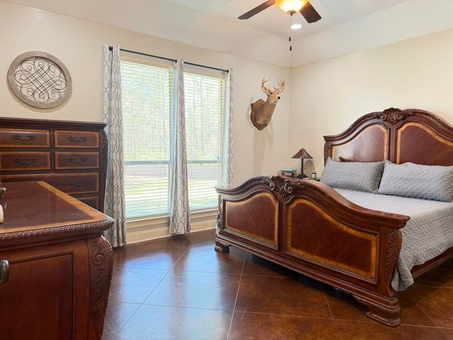 75 Travertine Dr., Hattiesburg, MS 39402