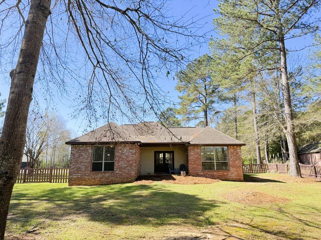 75 Travertine Dr., Hattiesburg, MS 39402