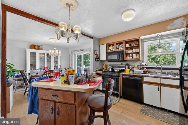 401 MELVIN AVE, Glendora, NJ 08029