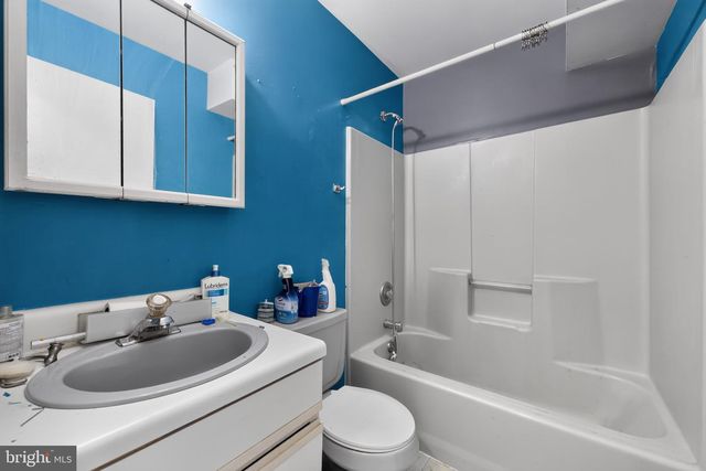 401 MELVIN AVE, Glendora, NJ 08029