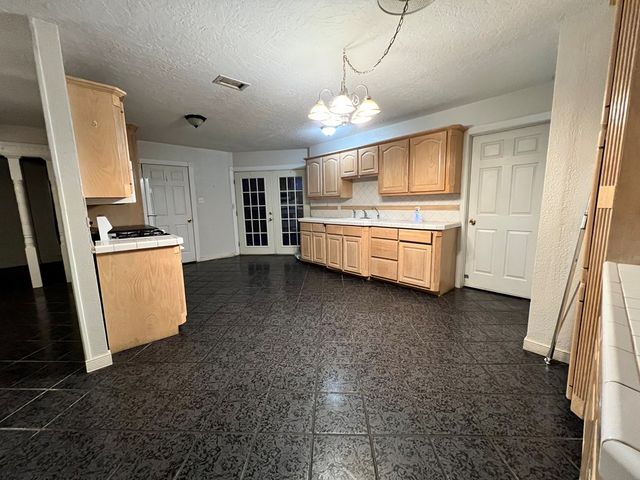 1507 S Jefferson St, Midland, TX 79701