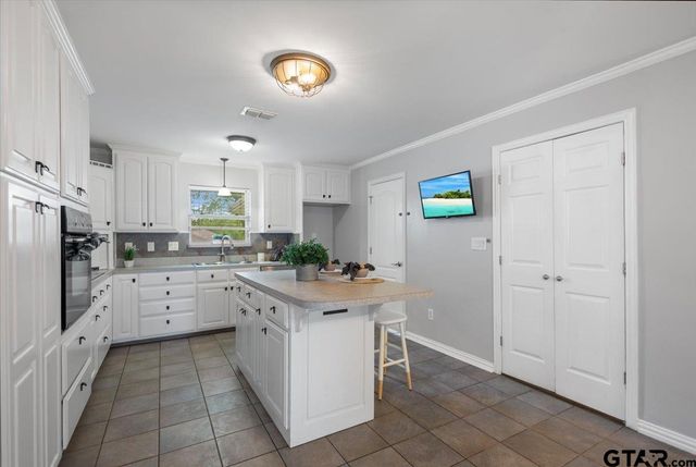 701 Georgia St., Lindale, TX 75771