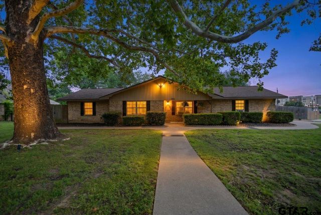701 Georgia St., Lindale, TX 75771