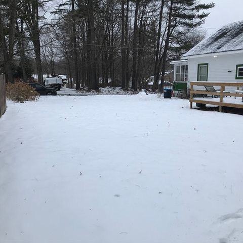 15 Orlando Ave, Pittsfield, MA 01201