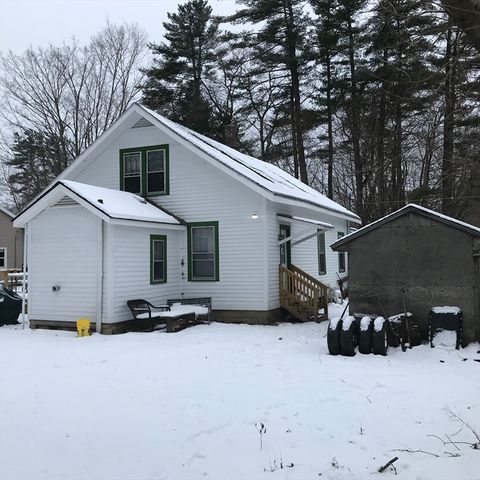 15 Orlando Ave, Pittsfield, MA 01201