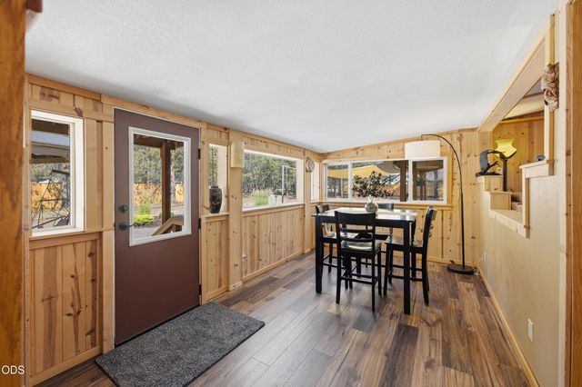 16288 Dyke Road, La Pine, OR 97739