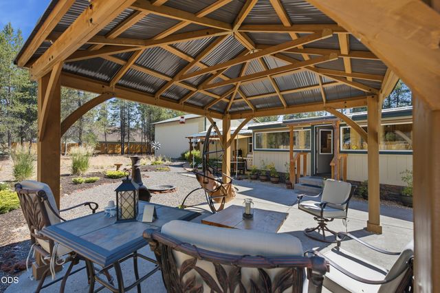 16288 Dyke Road, La Pine, OR 97739