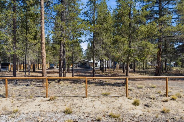 16288 Dyke Road, La Pine, OR 97739